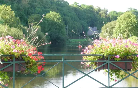 Maison en pierre Brélidy, jardin clôturé, 4 personnes : photo 21