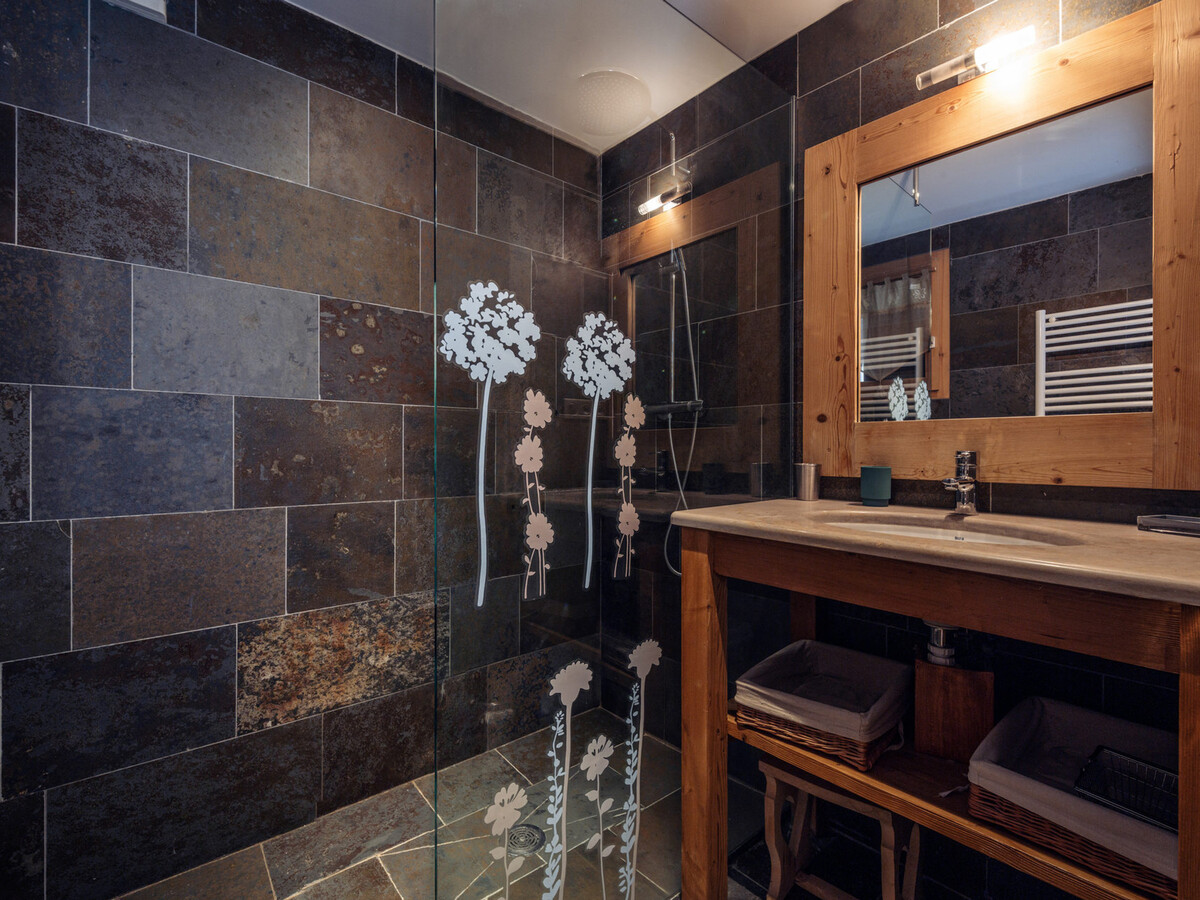 Chalet Cisampo 140m² avec cheminée et bain nordique - Photo 10