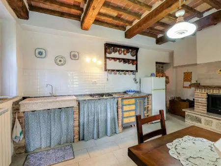 Turi, Maison 7 personnes à Sassofortino - Photo 8