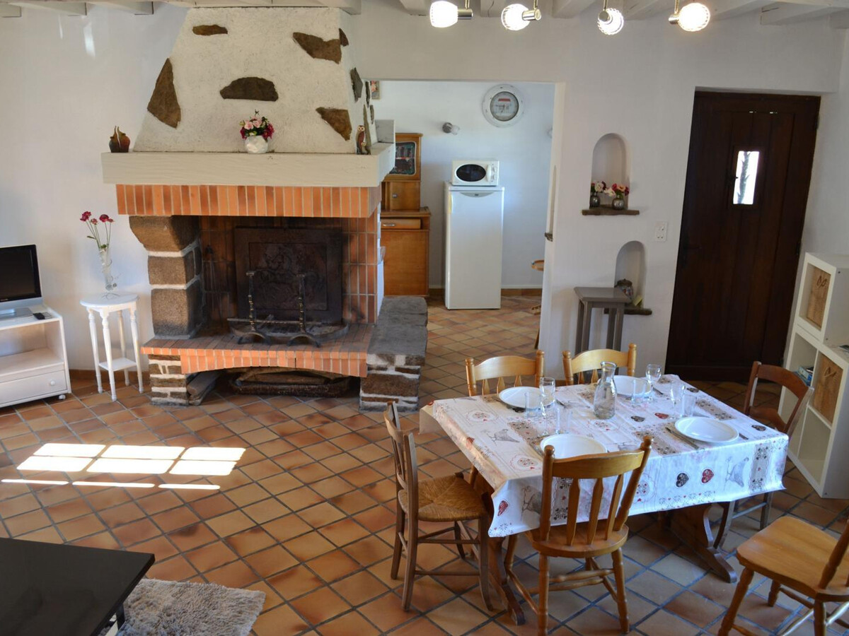 Gîte 17ème siècle, piscine privée et 2,7 ha à Esse - Photo 2