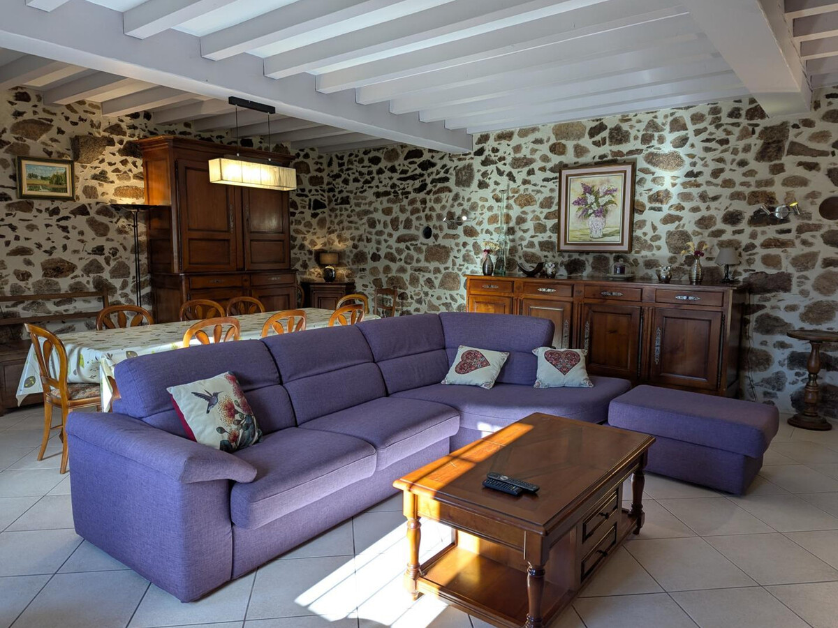 Gîte 17ème siècle, piscine privée et 2,7 ha à Esse - Photo 4