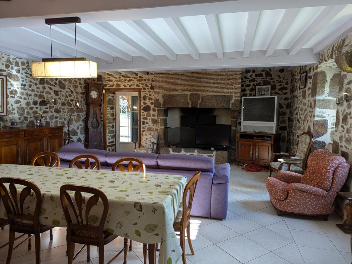 Gîte 17ème siècle, piscine privée et 2,7 ha à Esse - Photo 7