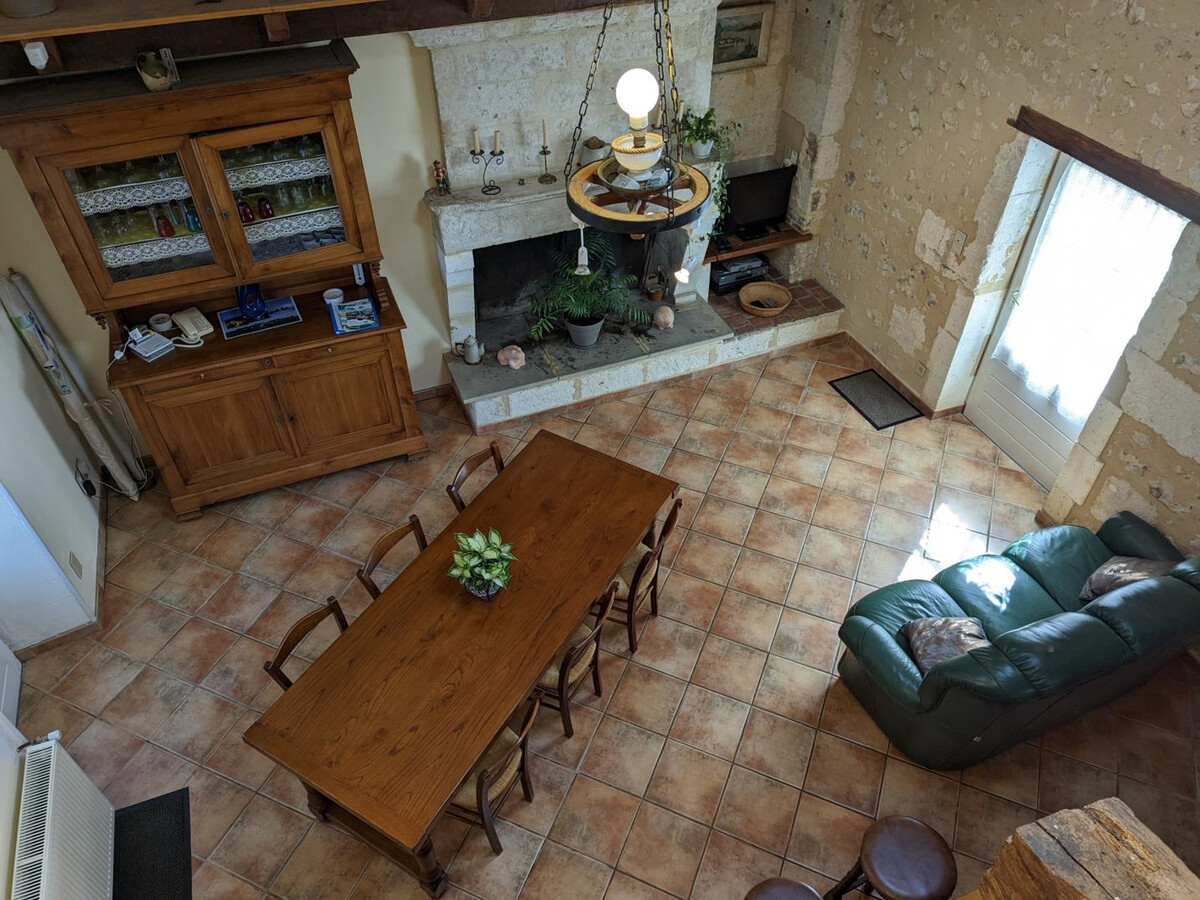 Gîte en pierre 6 pers. à Bellon, jardin 550 m² et cheminée - Photo 4