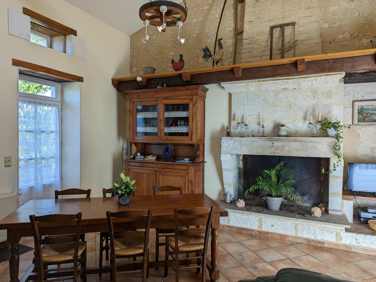 Gîte en pierre 6 pers. à Bellon, jardin 550 m² et cheminée - Photo 5