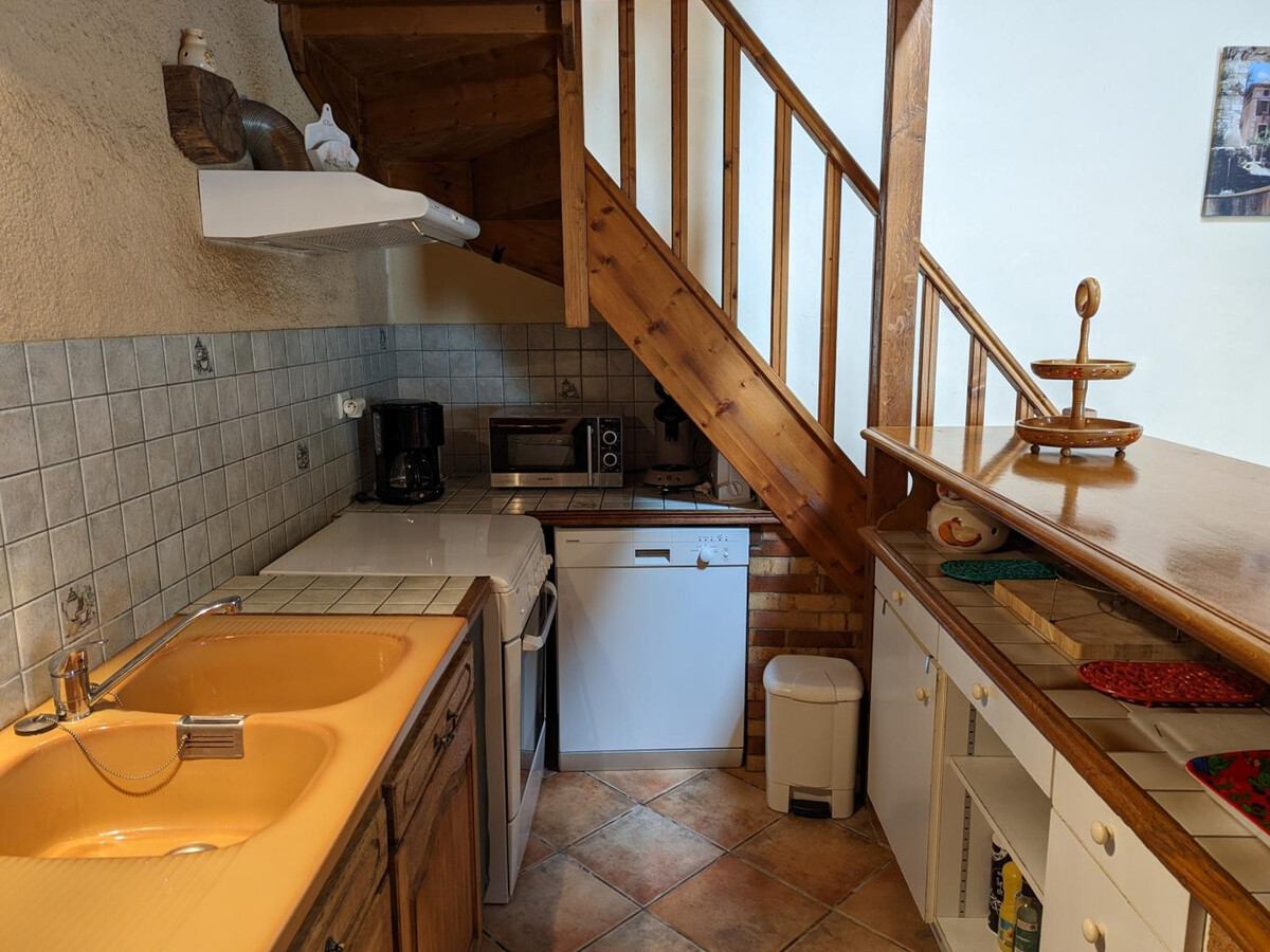 Gîte en pierre 6 pers. à Bellon, jardin 550 m² et cheminée - Photo 7