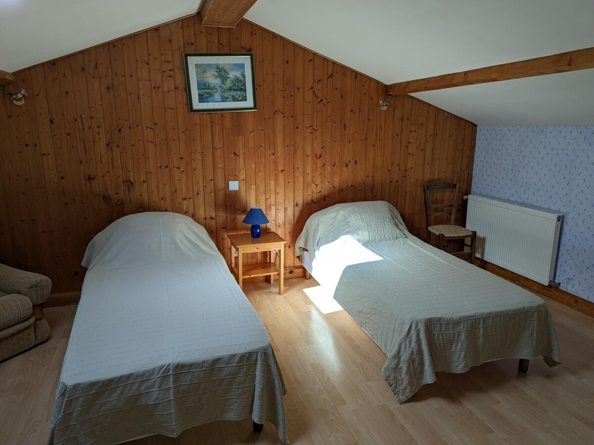Gîte en pierre 6 pers. à Bellon, jardin 550 m² et cheminée - Photo 9
