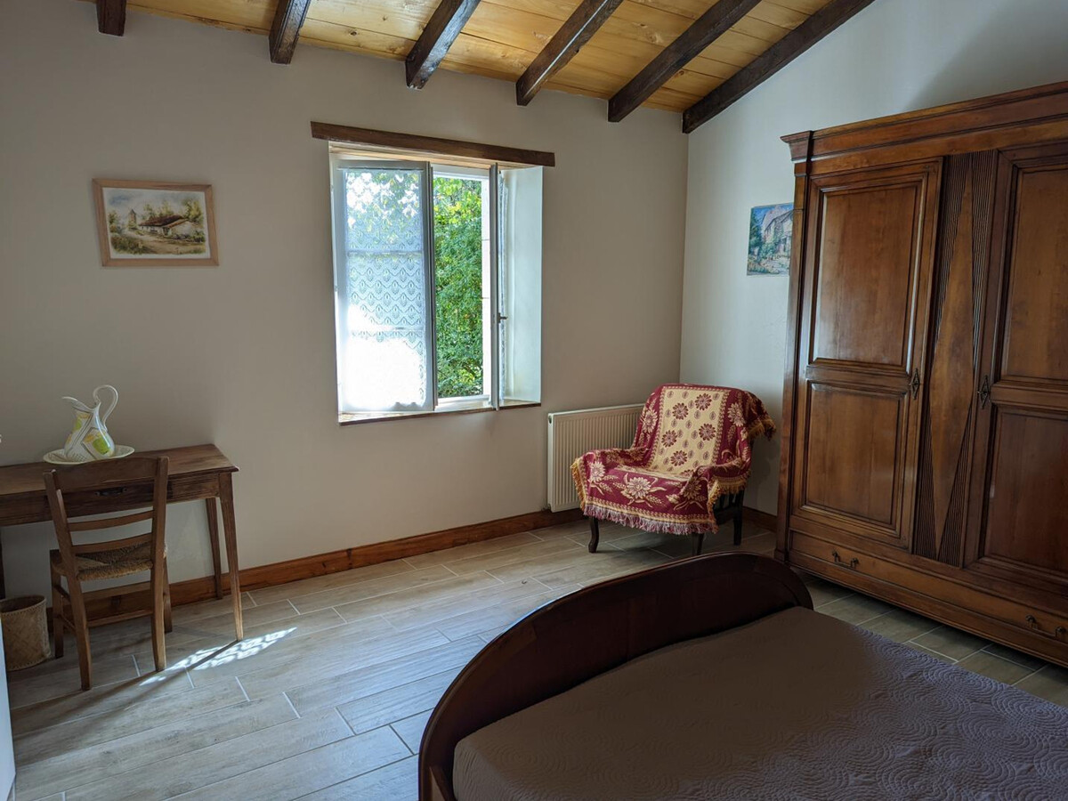 Gîte en pierre 6 pers. à Bellon, jardin 550 m² et cheminée - Photo 16