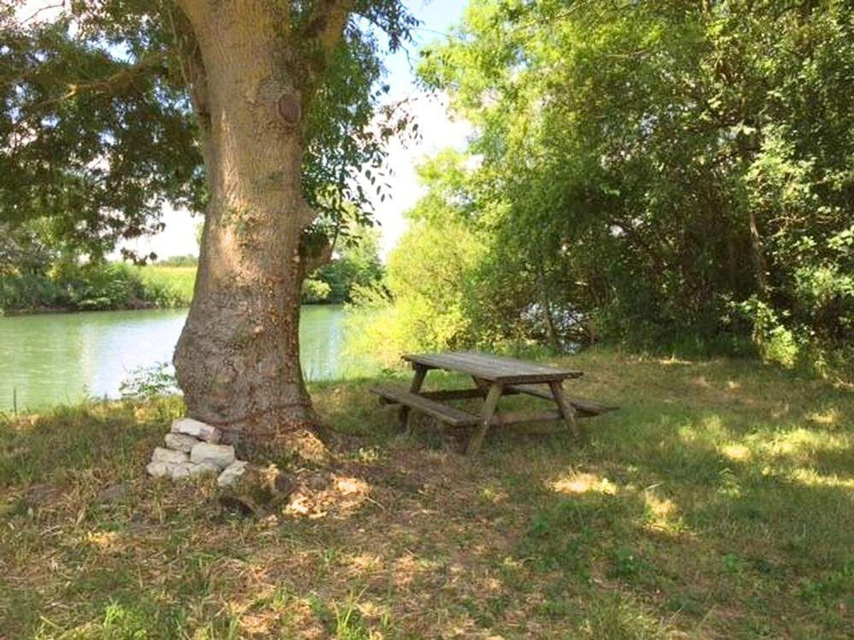 Gîte 6 pers. en pierre avec jardin clos à Coulonges - Photo 36