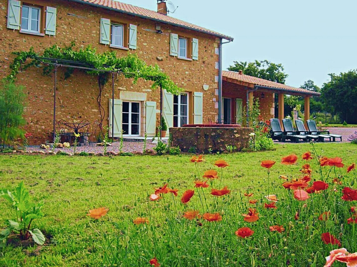 Gîte La Queue Rousse - Maison ancienne, 2 hectares et four à pain - Photo 1