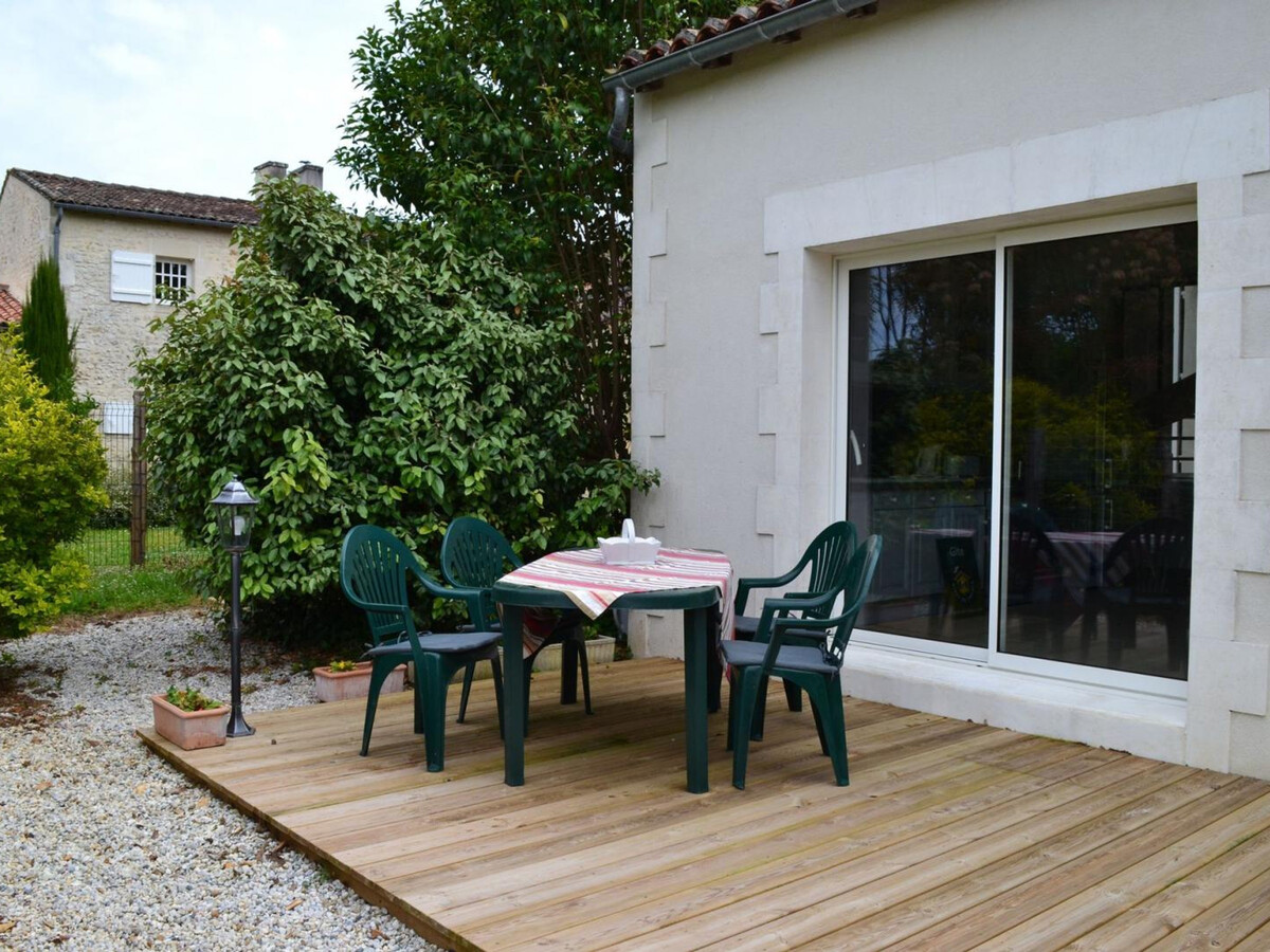 Gîte spacieux avec jardin clos à Saint-Sulpice-de-Cognac - Photo 19