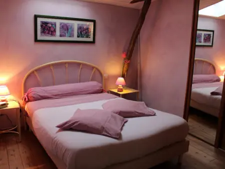 Gîte cosy avec 3 chambres, cour privée, baby-foot et internet, équipements bébé inclus, animaux permis - Photo 9