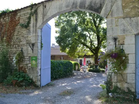 Gîte cosy avec 3 chambres, cour privée, baby-foot et internet, équipements bébé inclus, animaux permis - Photo 30