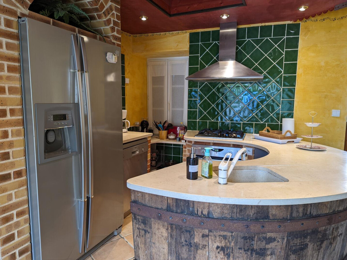 Gîte 5 pers. avec piscine chauffée et jacuzzi à Charras - Photo 6