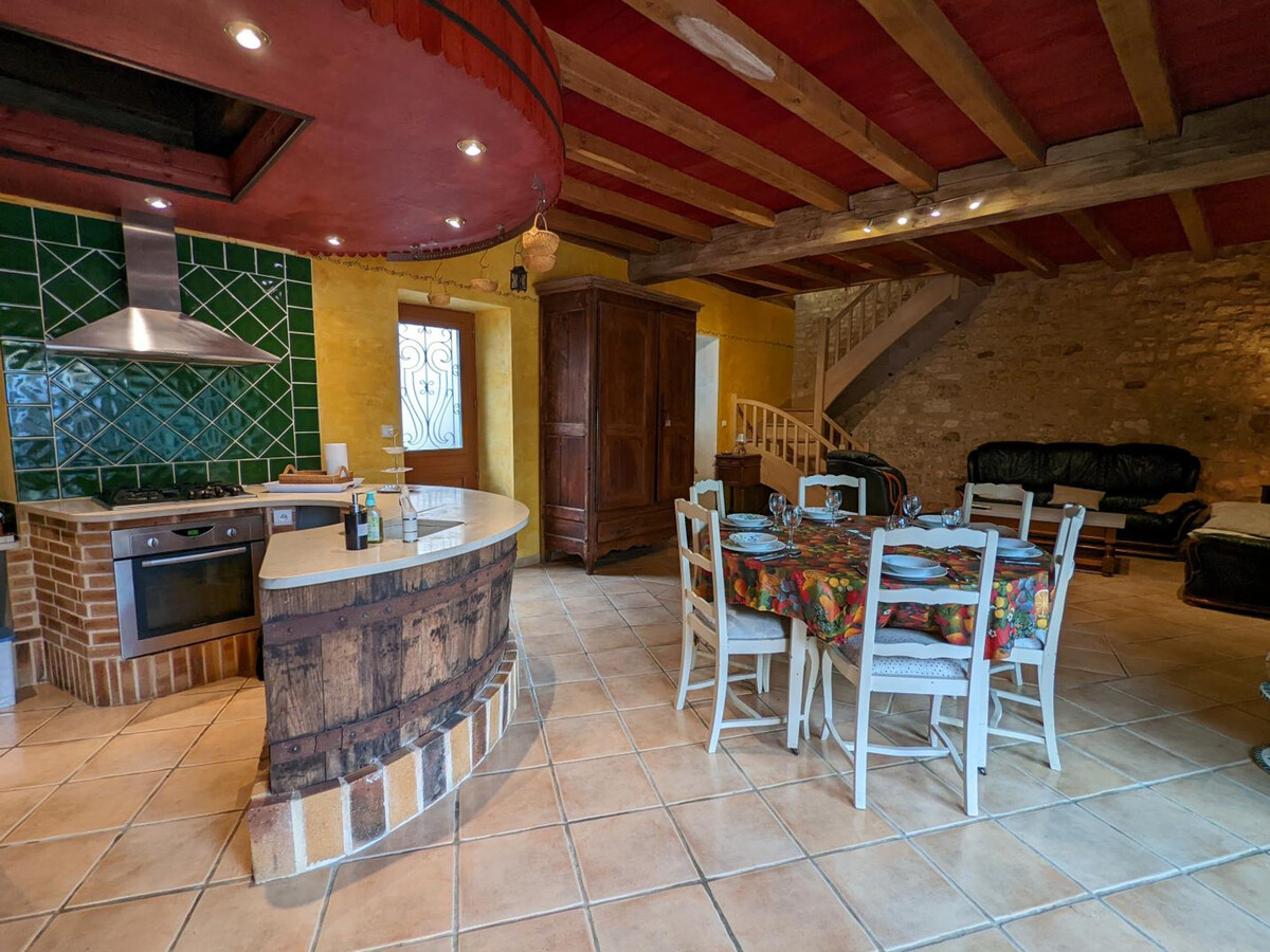Gîte 5 pers. avec piscine chauffée et jacuzzi à Charras - Photo 7