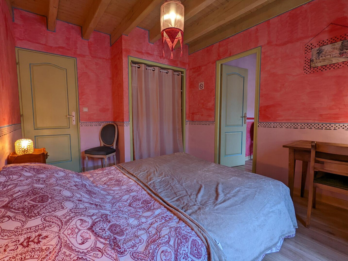 Gîte 5 pers. avec piscine chauffée et jacuzzi à Charras - Photo 22