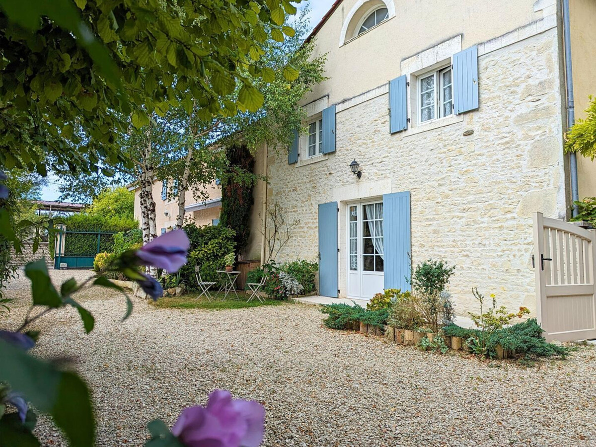 Gîte 4 pers. au bord de la Charente à Saint-Genis-d'Hiersac - Photo 5