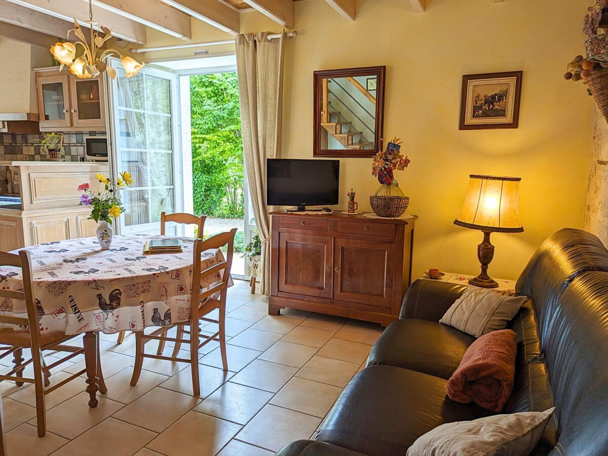 Gîte 4 pers. au bord de la Charente à Saint-Genis-d'Hiersac - Photo 11