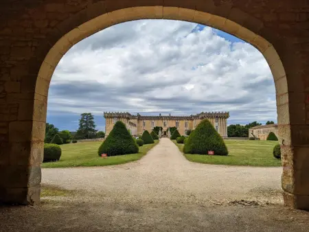Gîte charmant au cœur d'un château historique avec parc, proche de Cognac, idéal famille et nature - Photo 13