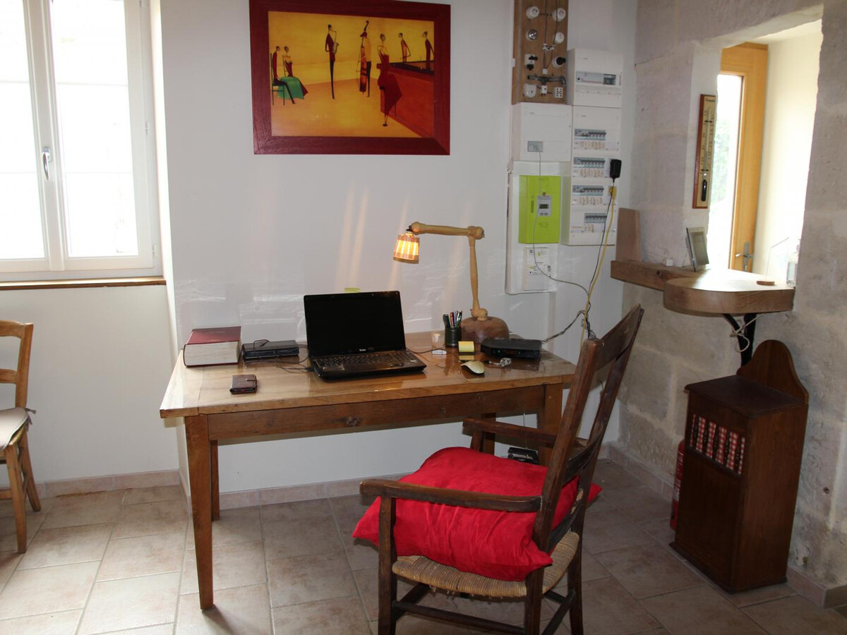 Gîte charentais 8 pers. avec cour de jeux fermée - Photo 9