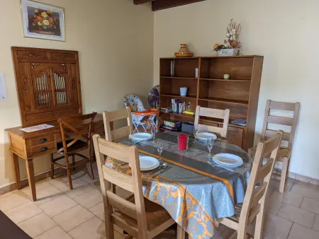 Gîte charmant en Charente avec jardin, animaux acceptés - Photo 5