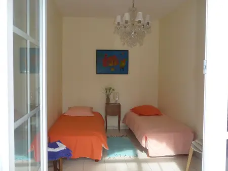 Gîte paisible avec jardins privatifs à Cognac, proche des sentiers de randonnée, animaux acceptés - Photo 2