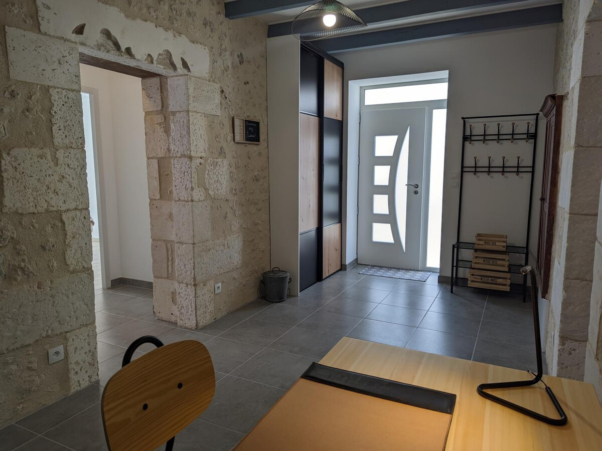 Gîte en pierres rénové, 6 pers., jardin 250m², Montboyer - Photo 6