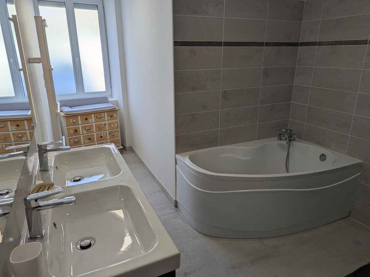 Gîte en pierres rénové, 6 pers., jardin 250m², Montboyer - Photo 16