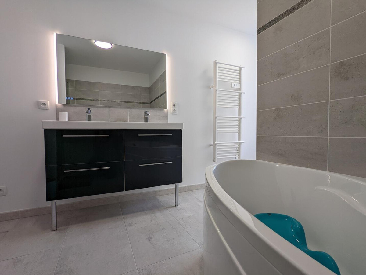 Gîte en pierres rénové, 6 pers., jardin 250m², Montboyer - Photo 18