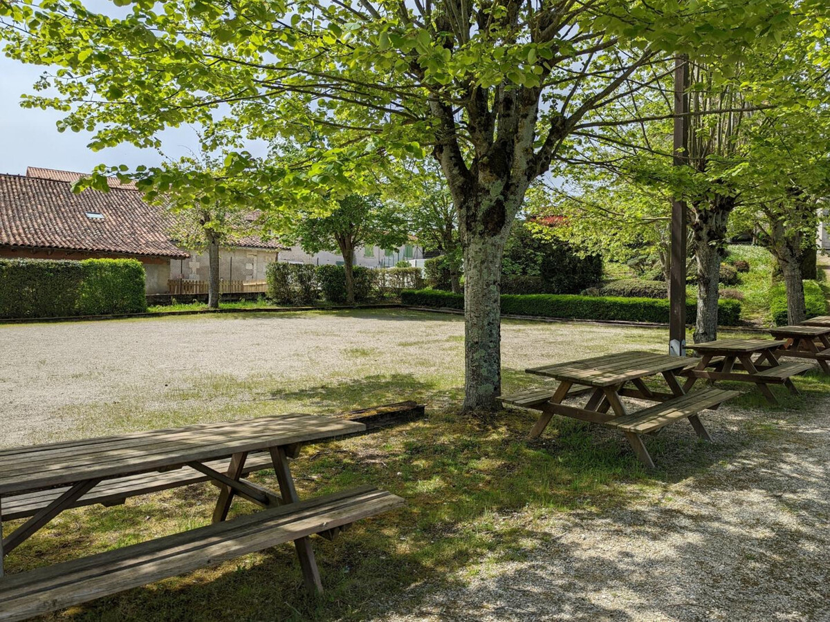 Gîte en pierres rénové, 6 pers., jardin 250m², Montboyer - Photo 34