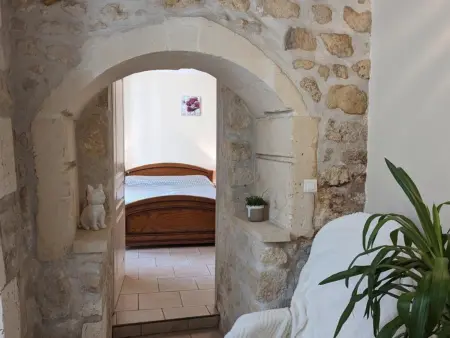 Maison rénovée près d'Angoulême avec jardin privé - Photo 9