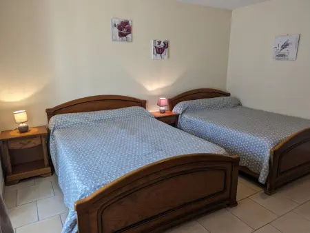 Maison rénovée près d'Angoulême avec jardin privé - Photo 11