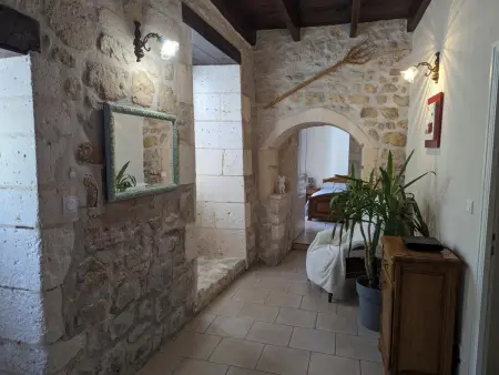 Maison rénovée près d'Angoulême avec jardin privé - Photo 23