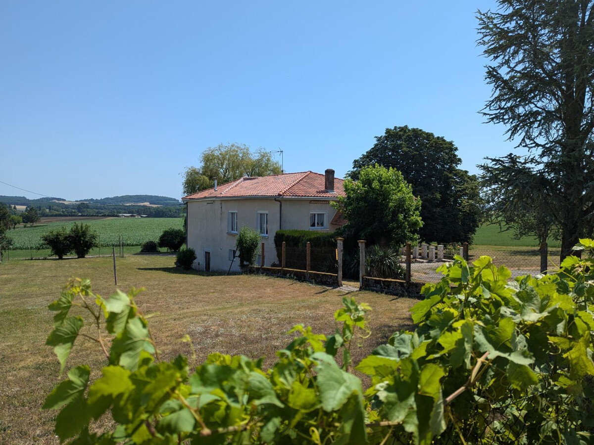 Gîte 6 pers. en pleine nature, jardin 2000 m² - Photo 1