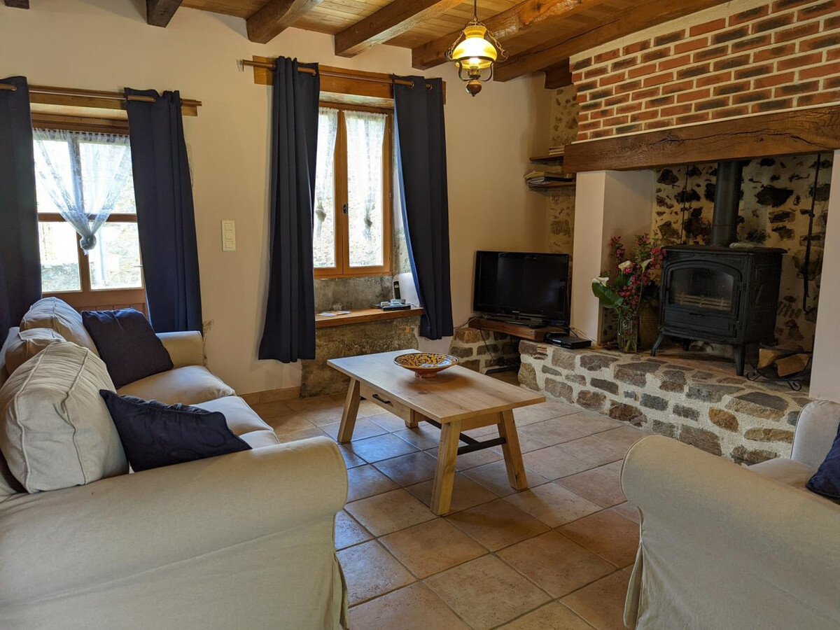 Gîte spacieux 6 pers. à Massignac, jardin 1000 m² - Photo 15