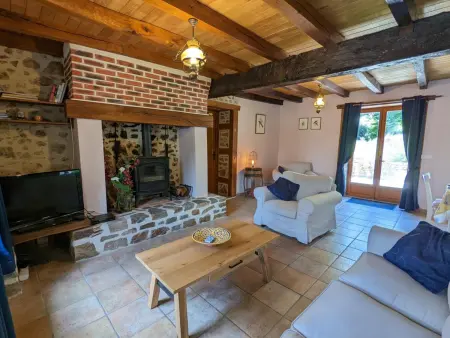 Spacieuse maison à Massignac avec jardin privatif - Photo 13