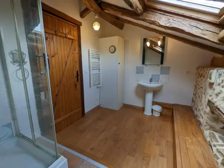 Spacieuse maison à Massignac avec jardin privatif - Photo 20