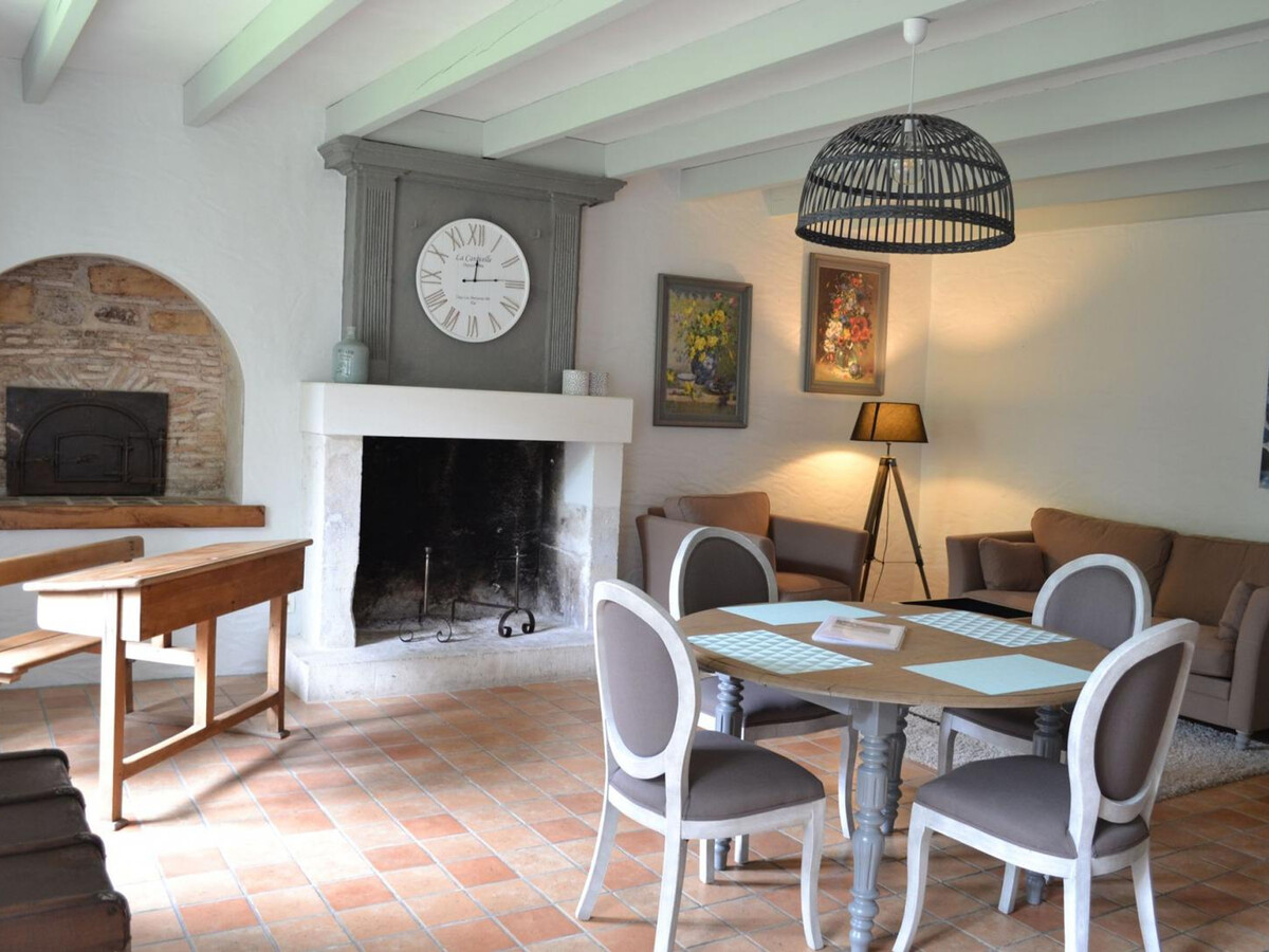 Gîte 4 pers. avec piscine et jardin clos en Charente - Photo 3