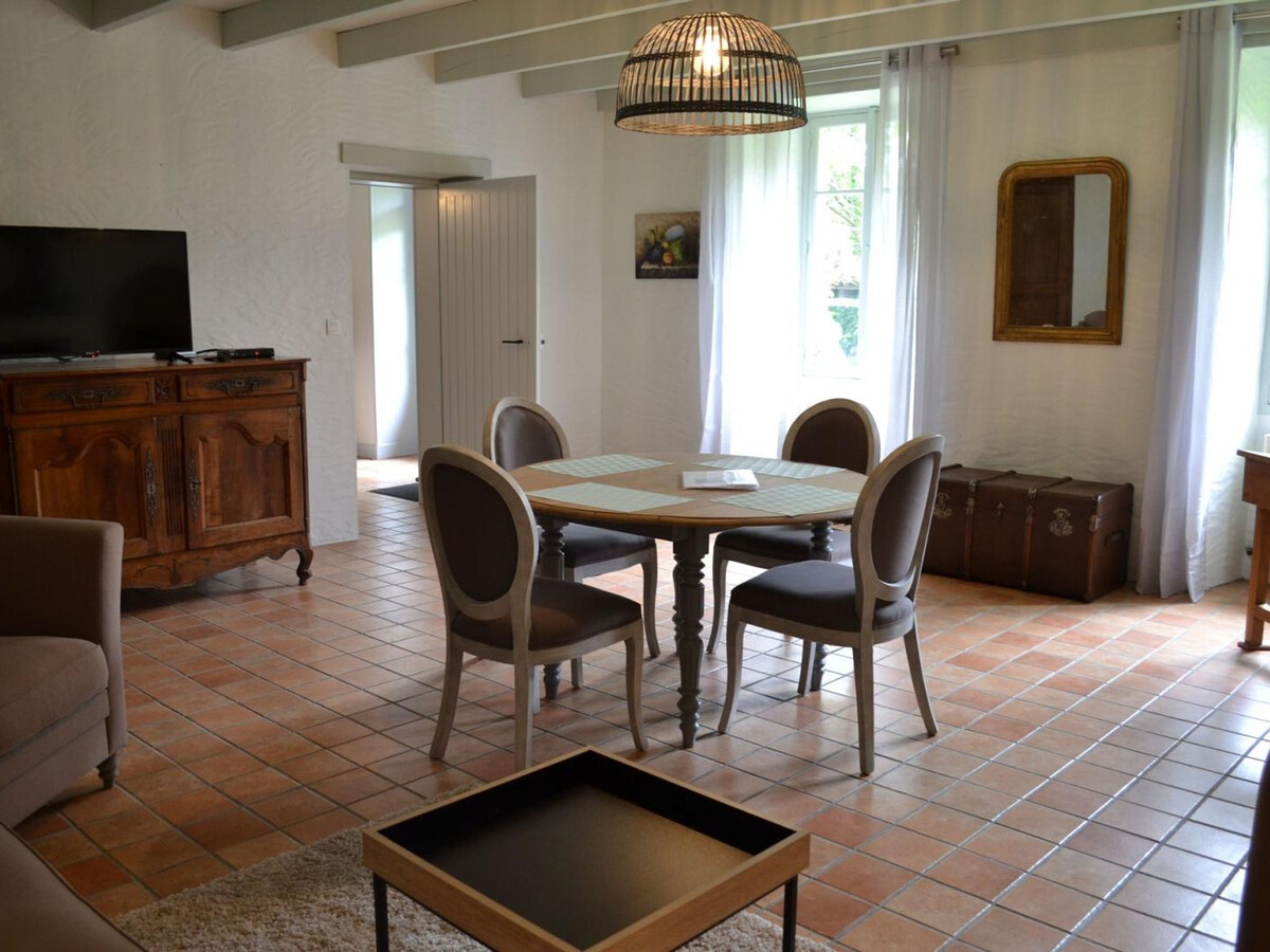 Gîte 4 pers. avec piscine et jardin clos en Charente - Photo 8