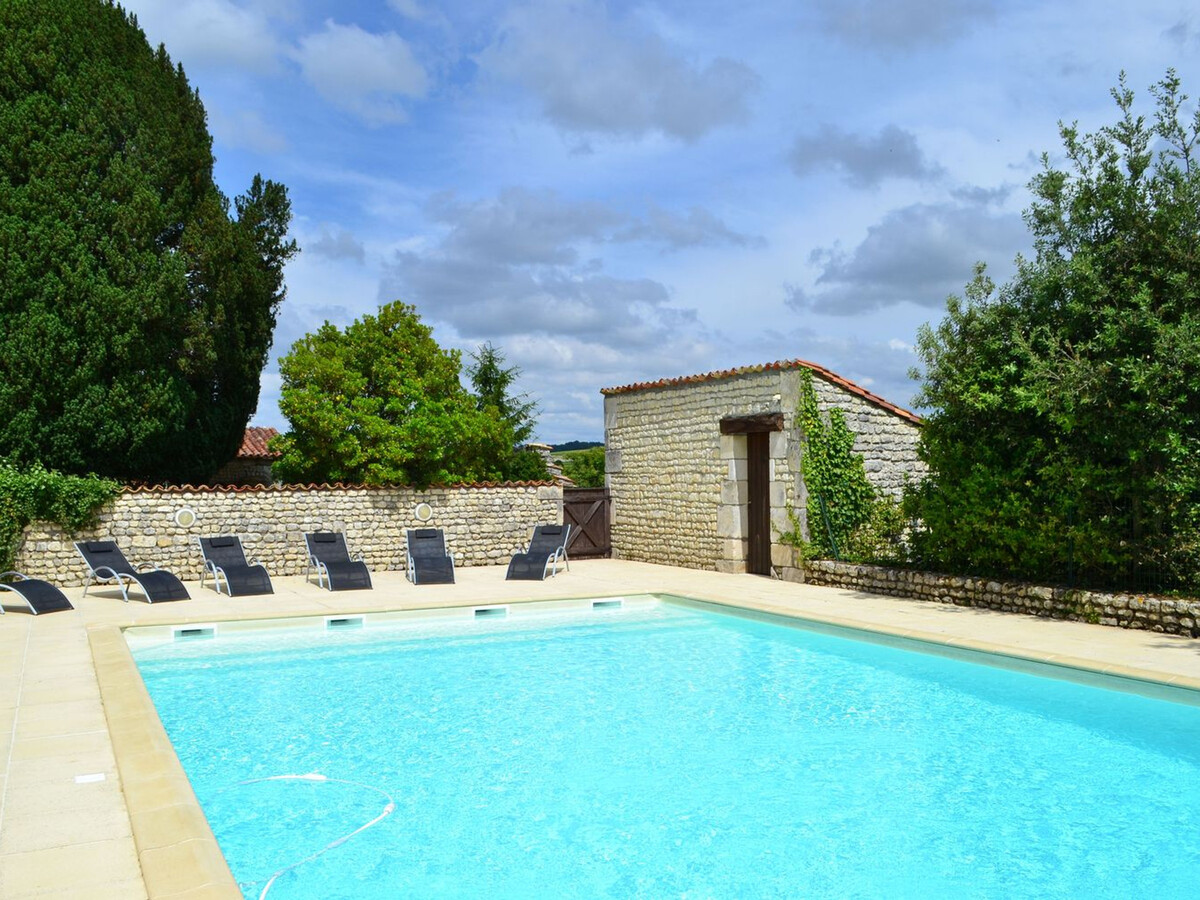 Gîte 4 pers. avec piscine et jardin clos en Charente - Photo 23