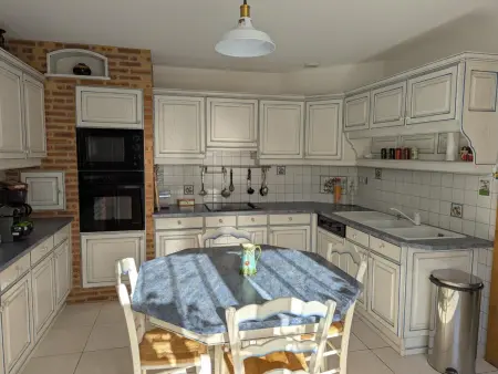 Gîte 10 pers. avec piscine privée et jardin 2700 m² : photo 3
