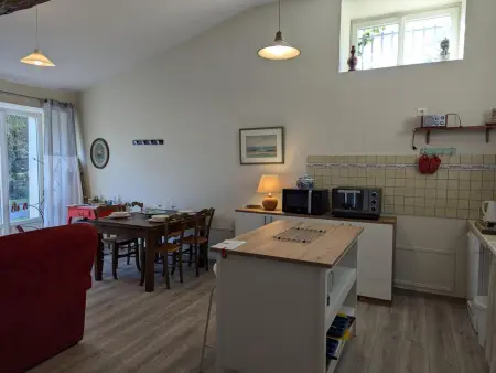 Charmant gîte à Torsac avec terrasse, animaux acceptés - Photo 7