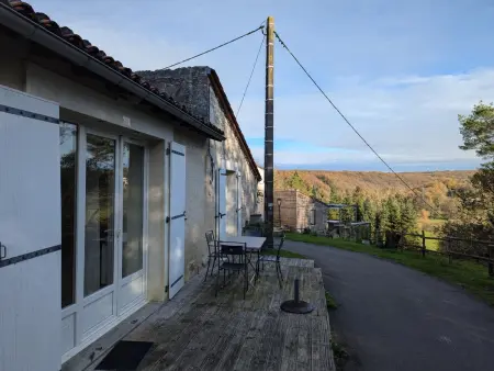 Charmant gîte à Torsac avec terrasse, animaux acceptés - Photo 22
