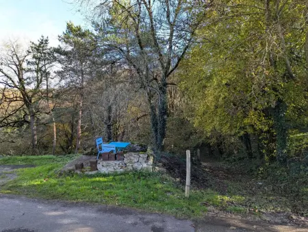 Charmant gîte à Torsac avec terrasse, animaux acceptés - Photo 25