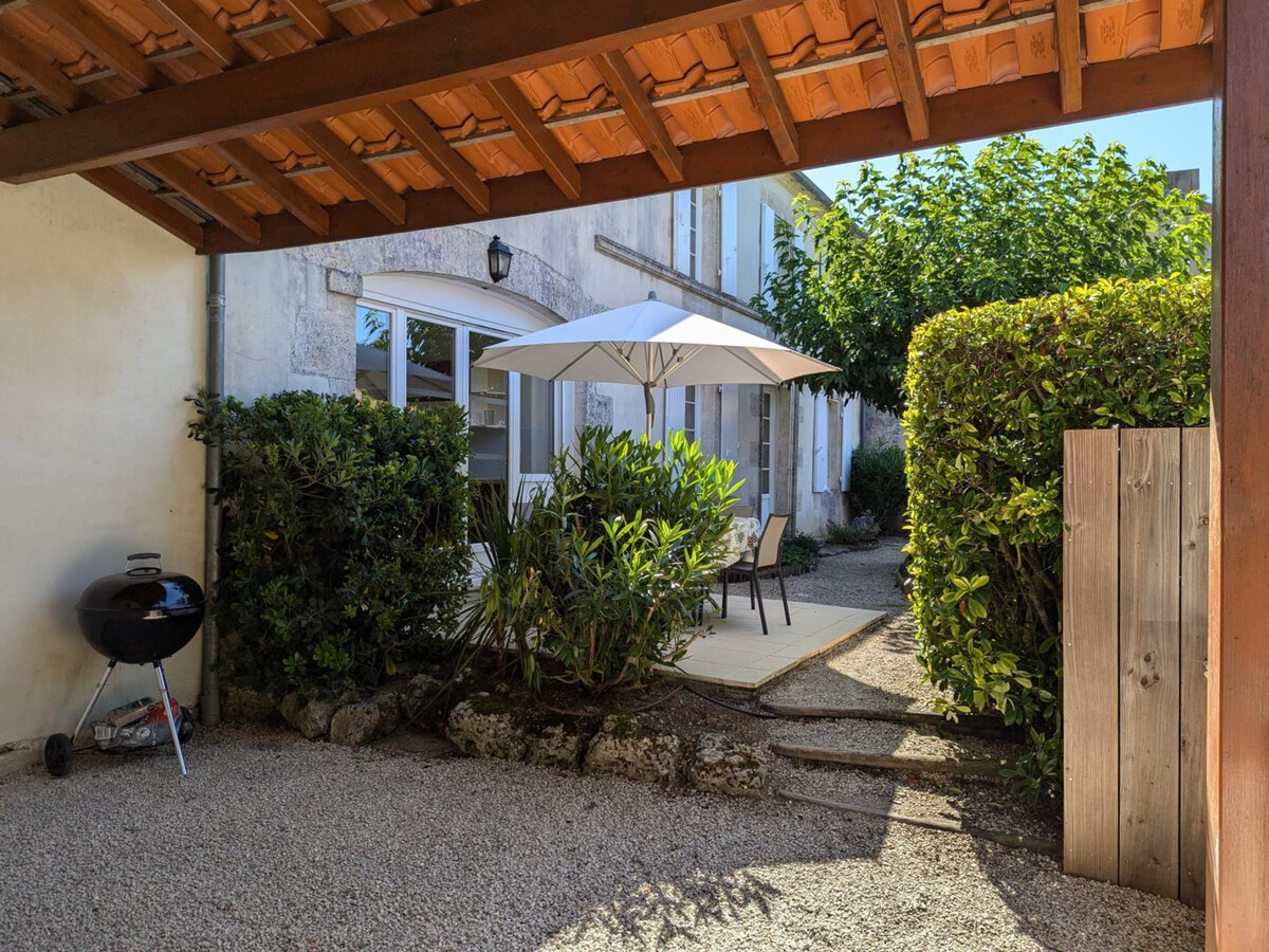Gîte 6 pers. avec piscine chauffée à Saint-Cybardeaux - Photo 25