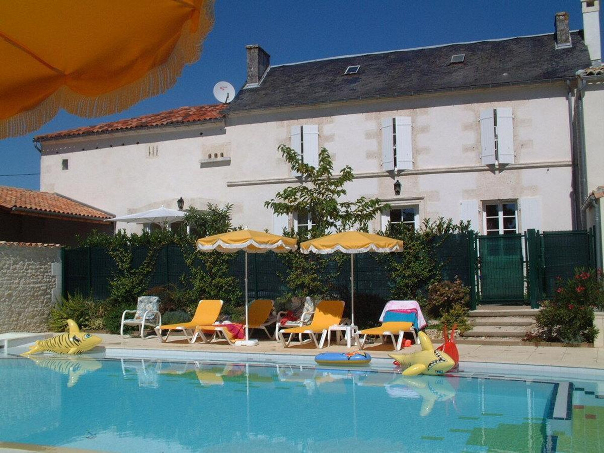 Gîte 6 pers. avec piscine chauffée à Saint-Cybardeaux - Photo 31