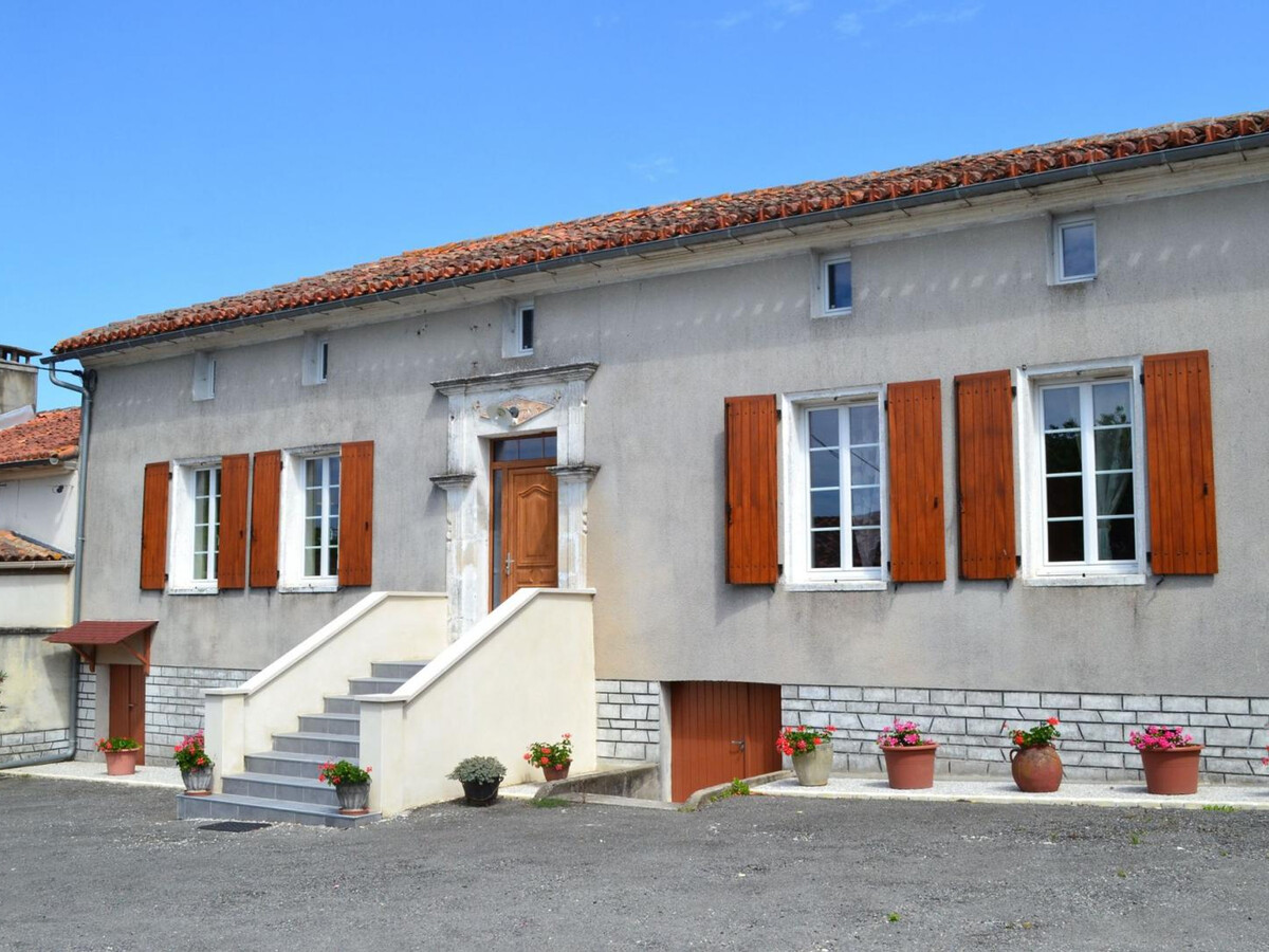 Gîte charentais XIXe, 6 pers., vue vignobles près Angoulême - Photo 21