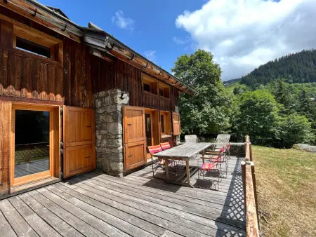 Chalet spacieux à Méribel avec terrasse ensoleillée et cheminée - Photo 12