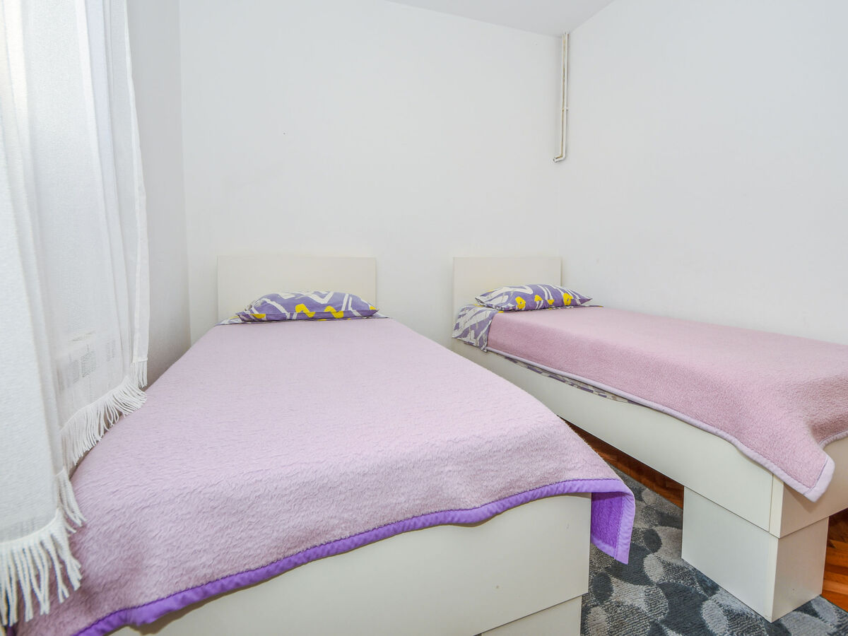 Zorka, maison 8 pers. avec piscine privée à Pirovac - Photo 13