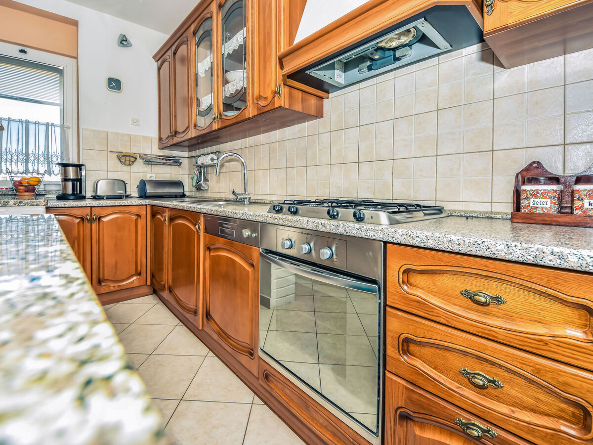 Zorka, maison 8 pers. avec piscine privée à Pirovac - Photo 17