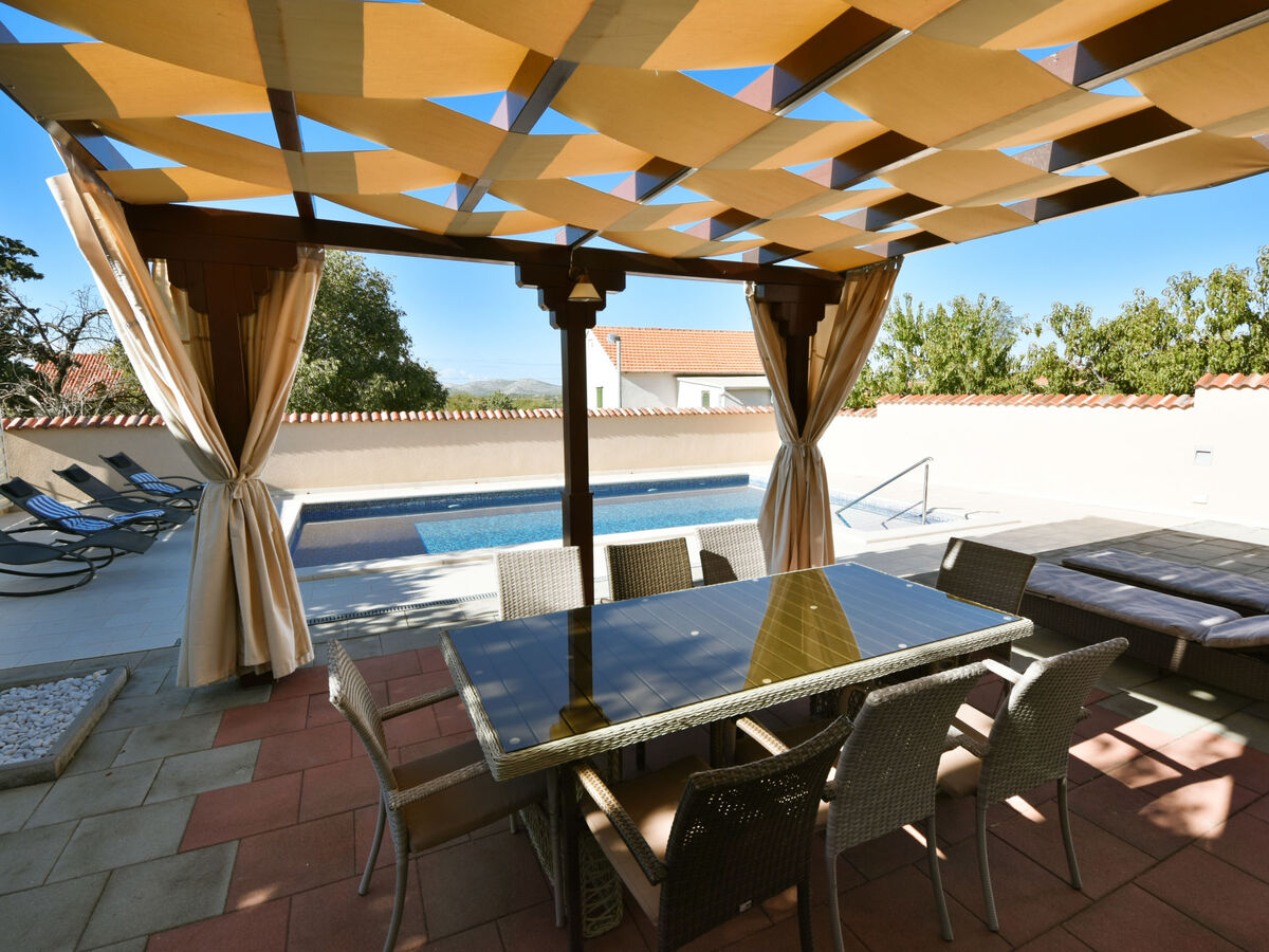 Zorka, maison 8 pers. avec piscine privée à Pirovac - Photo 27